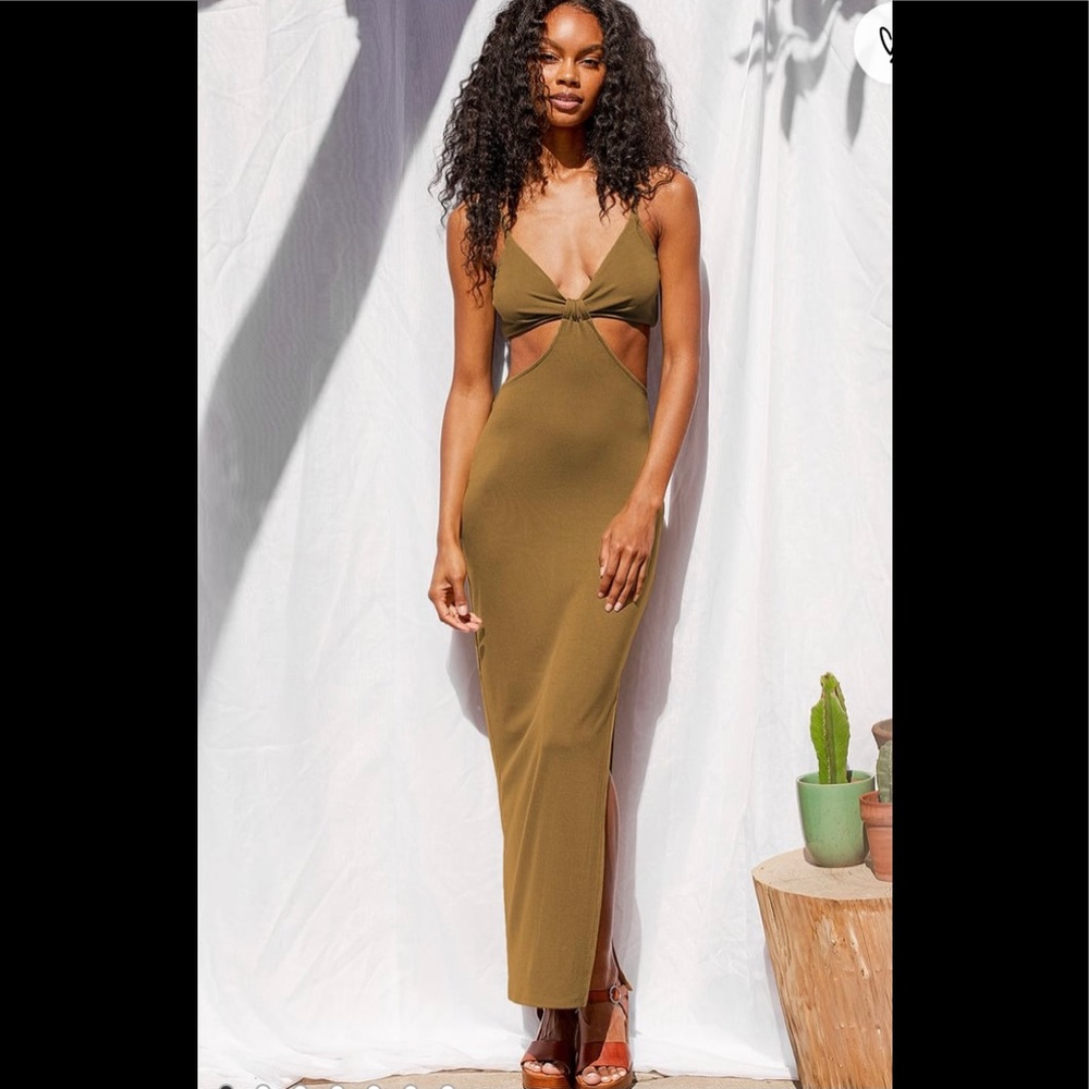 Lulu’s Opening Night dress olive